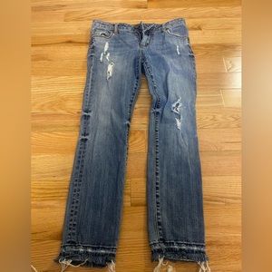 Kut from the cloth Reese ankle straight leg jeans